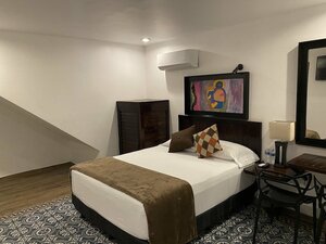 Hotel Raíces de Mar (Sinaloa, Mazatlán), hotel