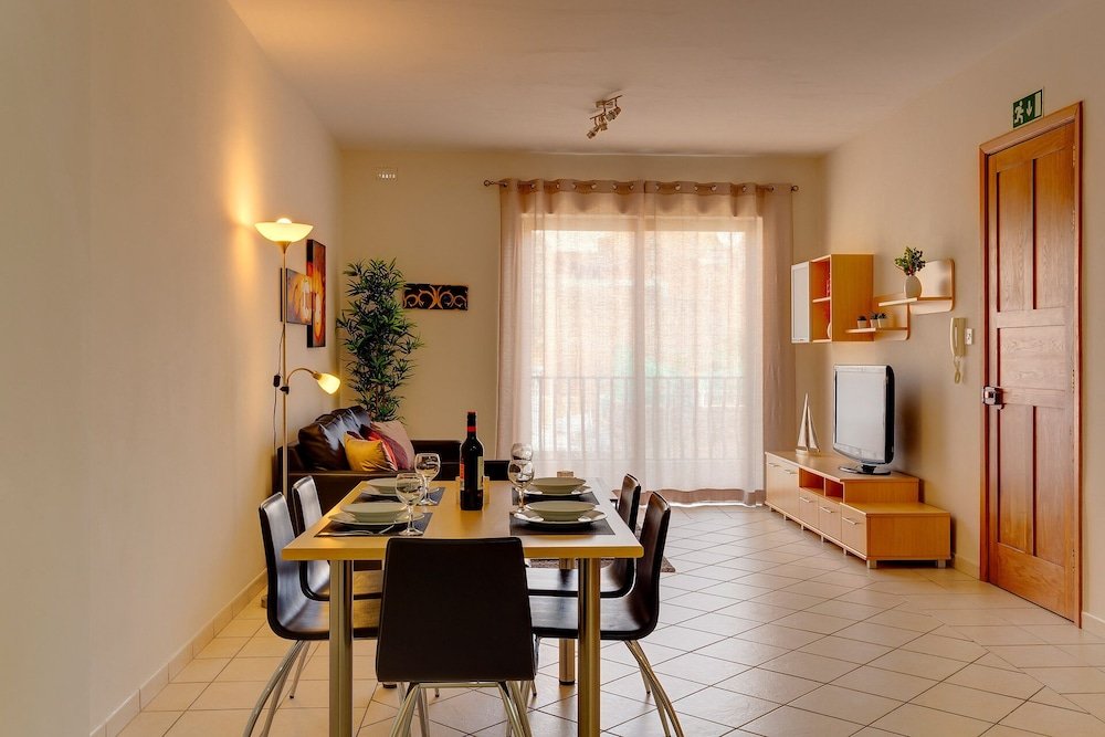 Фото Magical Rooftop Penthouse, Best Location In Sliema