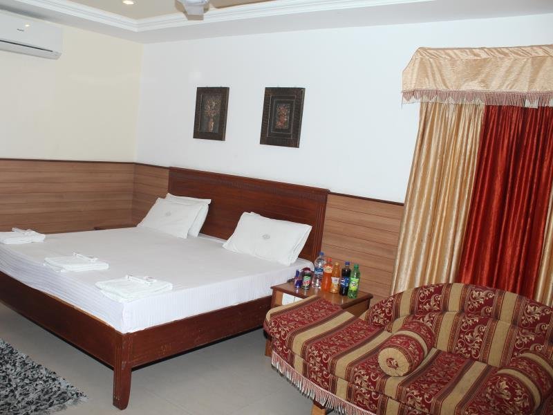 Фото Hotel Chitra Park