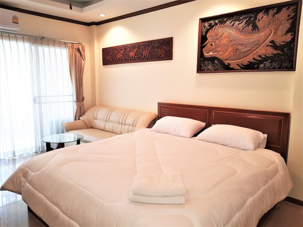Фото Baan Suan Lalana Td Large Studio Apartment Jomtien