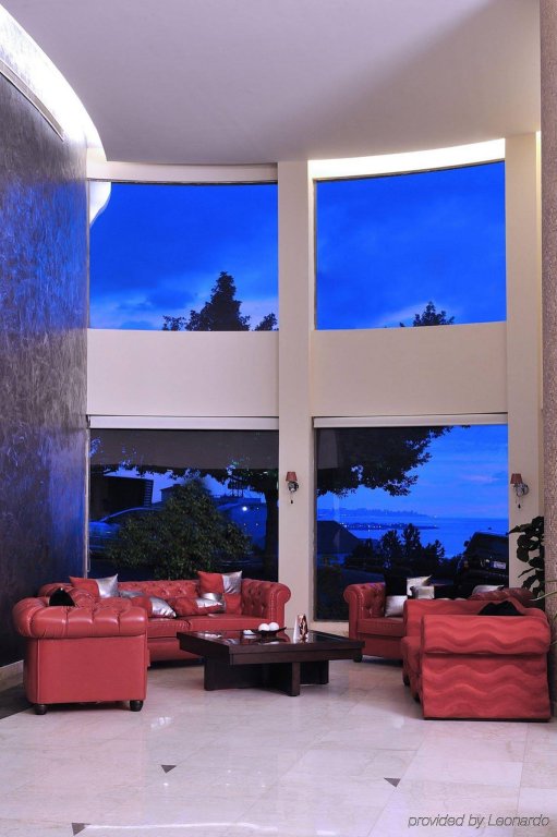 Фото Hollywood Hills Hotel