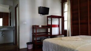 Tubtim Resort (Rayong, Ko Samet, 13/15 Moo 4), hotel