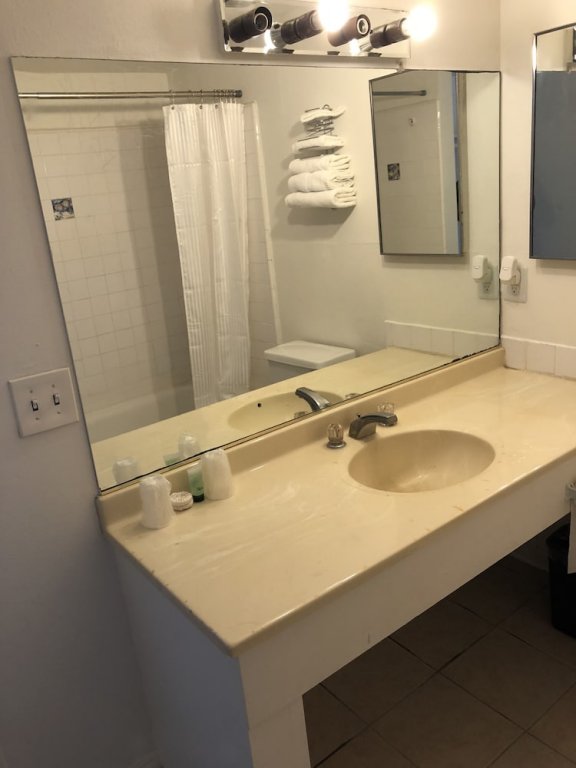 Фото Kings Lodge Motel