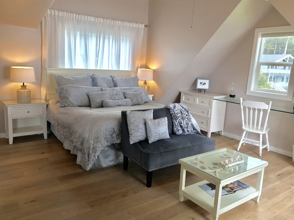 Фото Agate Cove Inn