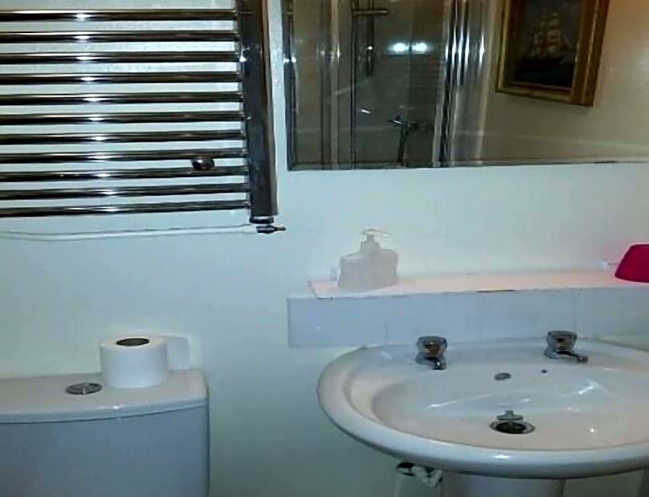 Фото City Centre Guest House - Gloucester Park