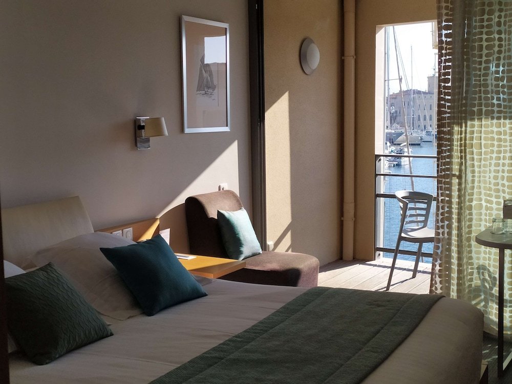 Фото Best Western Premier Vieux-Port Hotel