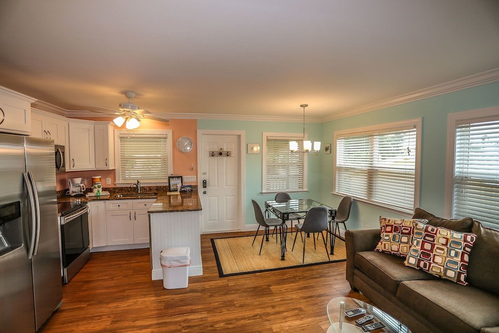Фото 203 Fairweather Villa B
