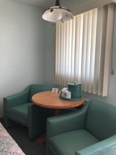 Фото Windswept Motel