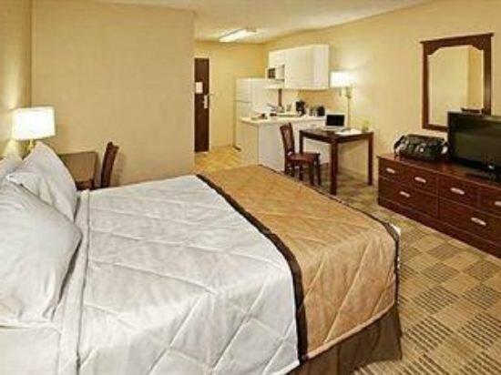 Гостиница Extended Stay America Suites Cleveland Middleburg Heights