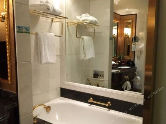 Фото Grand Central Hotel Shanghai