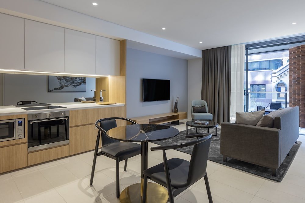 Фото Skye Suites Sydney