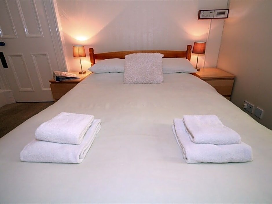 Фото Halcyon Hotel