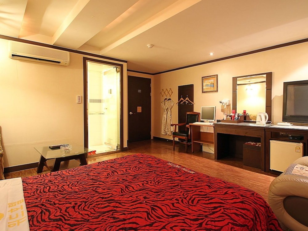 Фото Hotel With