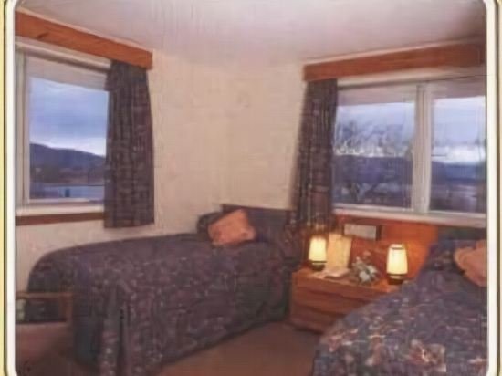 Фото Falls of Lora Hotel