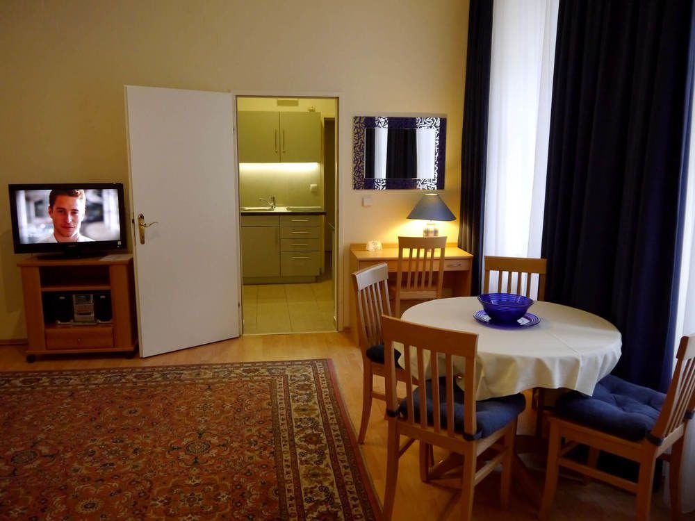 Фото Deutschmeister