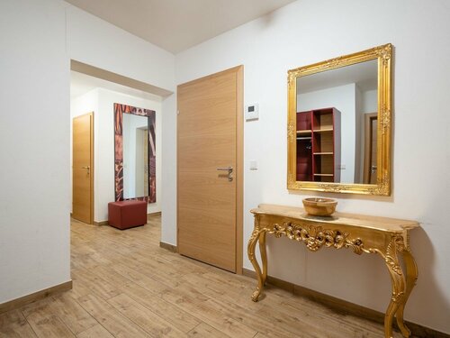 Апартаменты Lake View Apartment in Zell am See With Sauna в Цель-ам-Зе