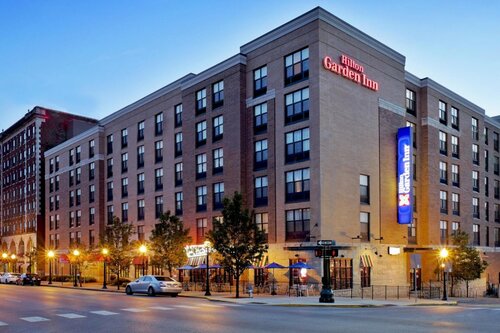 Гостиница Hilton Garden Inn Bloomington в Блумингтоне