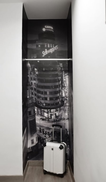 Фото Woohoo Suites Madrid