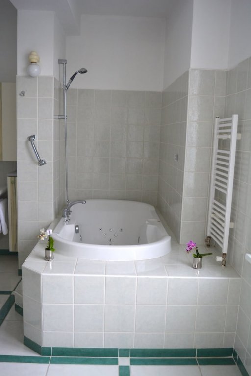 Фото Hotel Agatka Bratislava