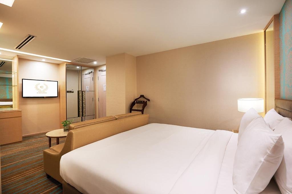 Фото Cosmo Hotel Kuala Lumpur