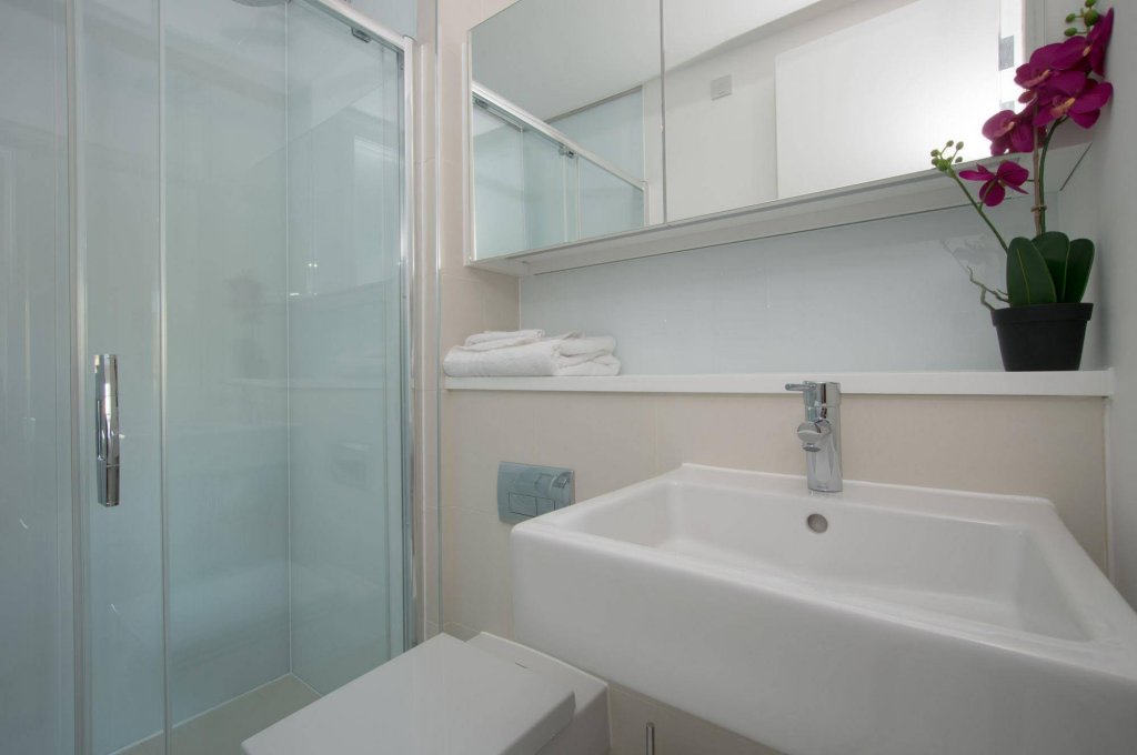 Фото Saco London Bridge - Bermondsey