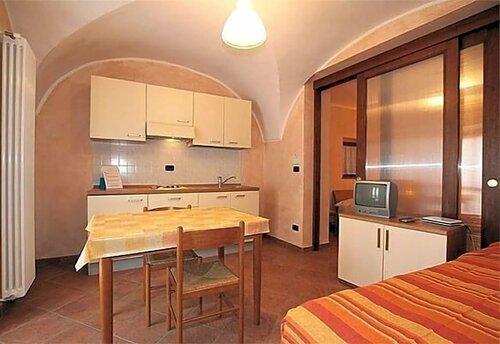 Гостиница Residence La Tana del Ghiro в Бардонеккии
