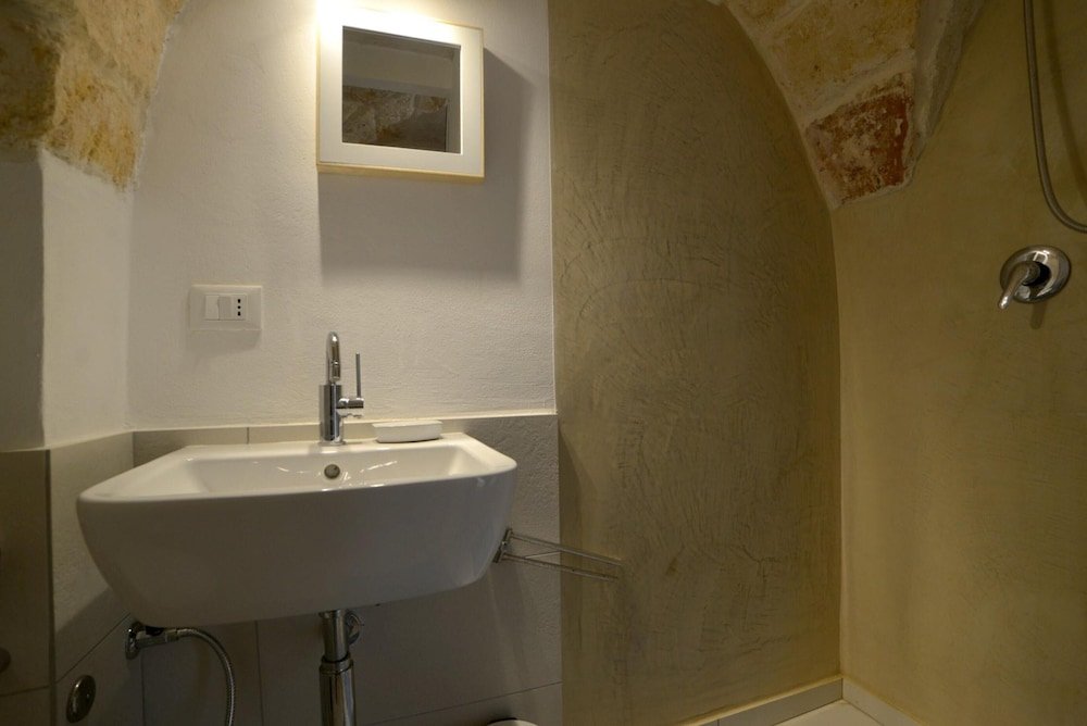 Фото Apartment With 2 Bedrooms in Ostuni, With Wonderful sea View, Furnished Terrace and Wifi Near the Beach