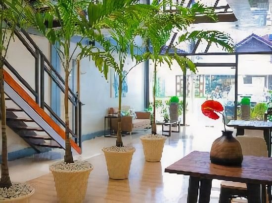 Фото RedDoorz Plus @ AS Fortuna Cebu