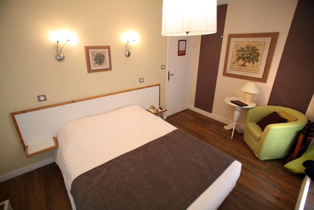 Фото Hôtel du Dauphin