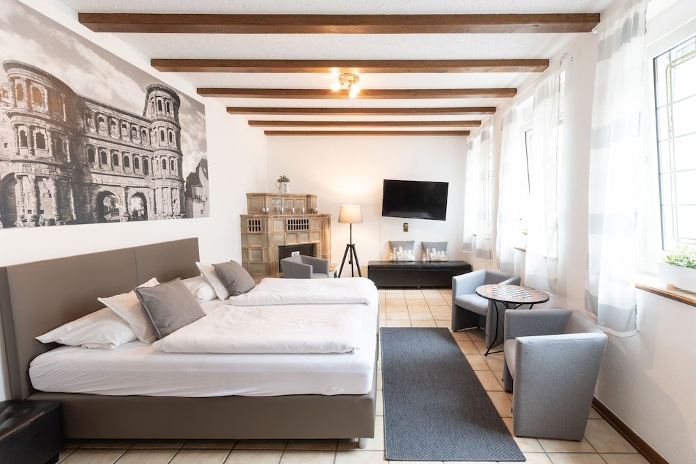 Фото Hotel Porta Nigra