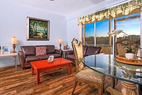 Фото The Boat House