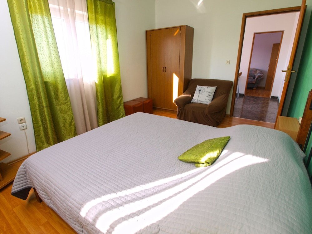 Фото Apartments Jasmine 1008