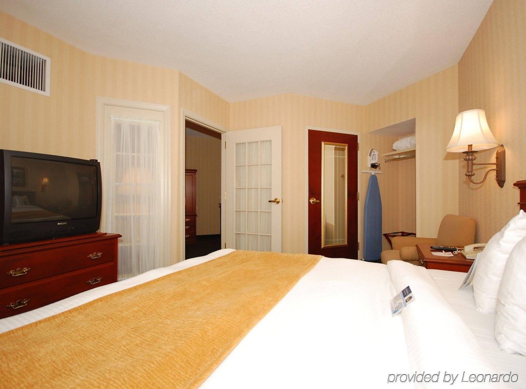 Фото Best Western Plus Boston Hotel
