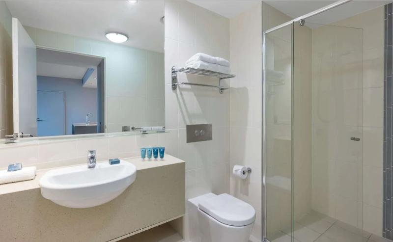 Фото Wyndham Hotel Surfers Paradise