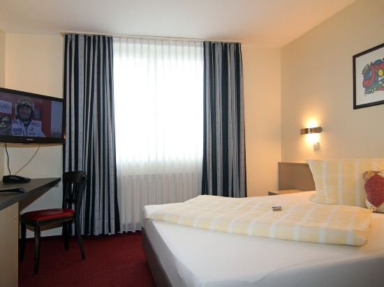 Фото Sporthotel Öhringen