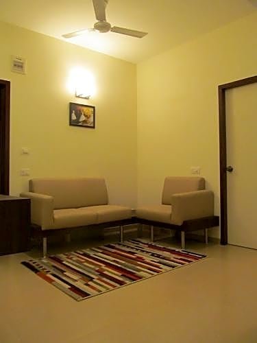 Фото Ixora Suites