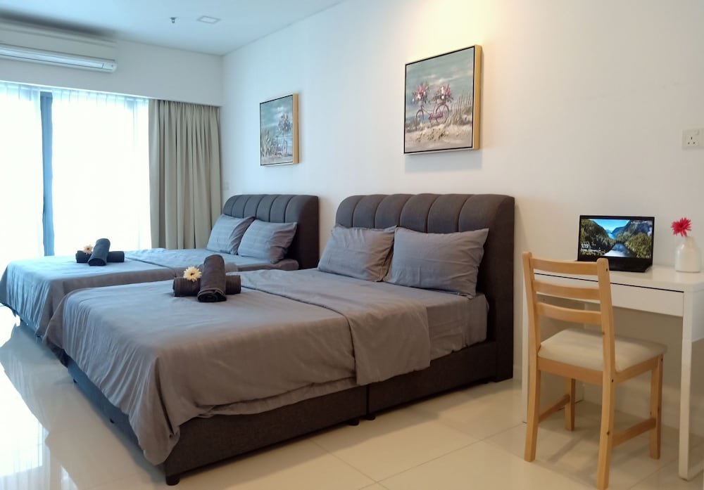 Фото Mercu Summer Suite Klcc @ Penguin Homes