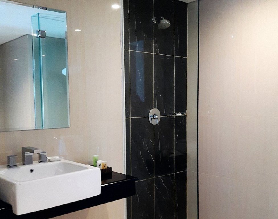 Фото Swiss-Belhotel Makassar