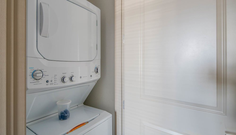 Фото Luxe Tempe Apartments by WanderJaunt