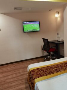 Mornings Hotel (Sarawak, Lorong Desaras 1A/1), hotel