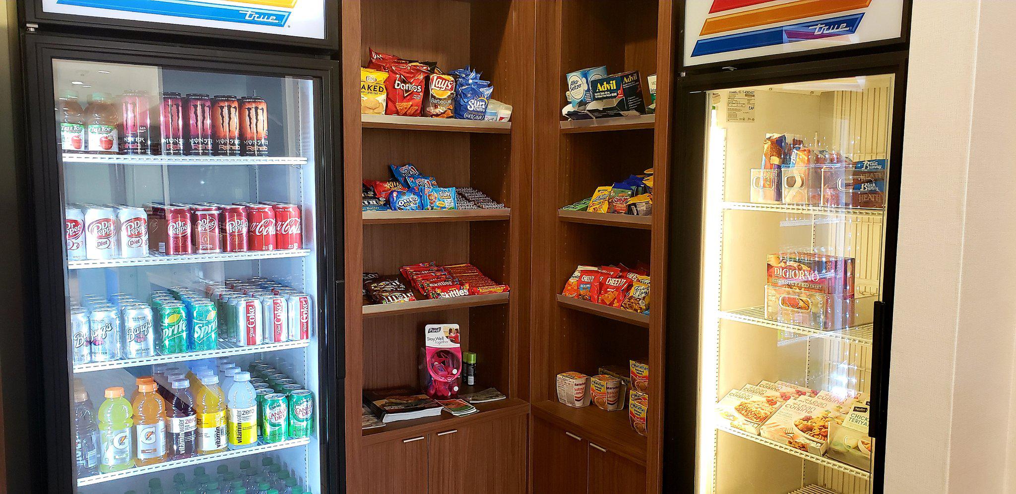 Фото Holiday Inn Express Hotel & Suites El Dorado Hills, an Ihg Hotel