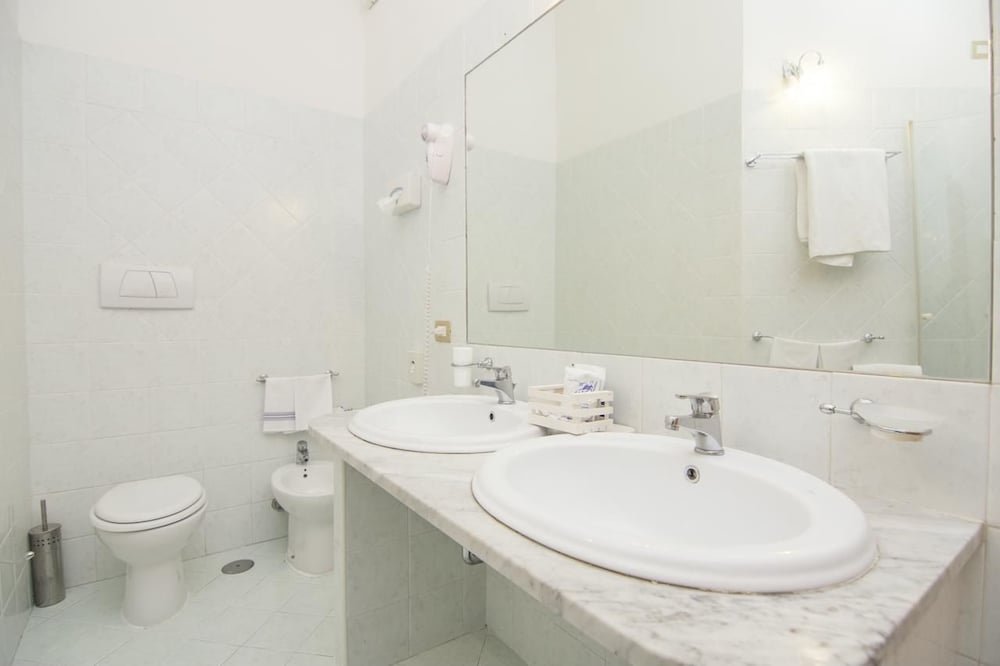 Фото Hotel Fontana