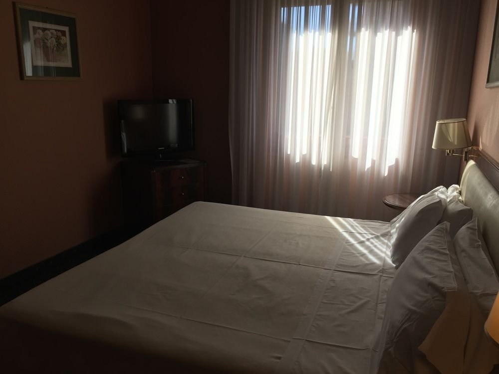 Фото Hotel Bristol