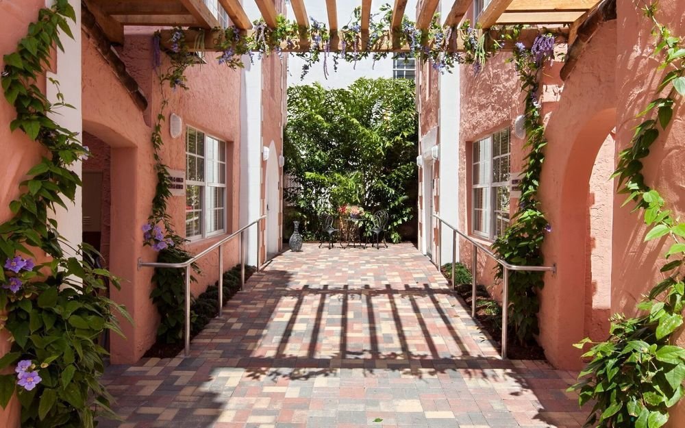 Фото Kasa El Paseo Miami Beach