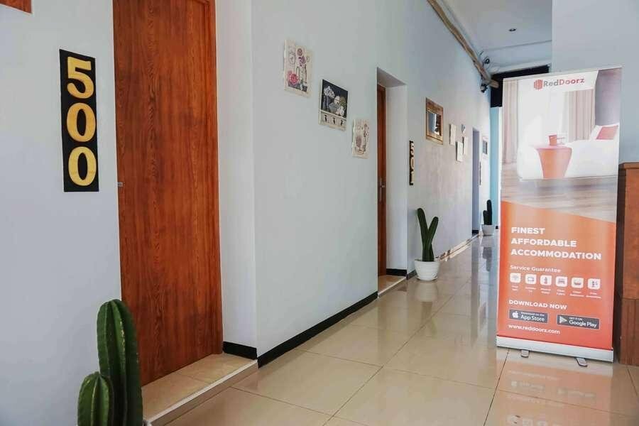 Hotel RedDoorz near Velodrome Malang 2, Malang, photo