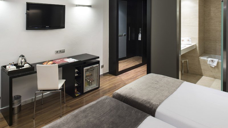 Фото Catalonia Catedral Hotel