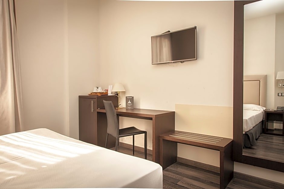 Фото Hotel Dome Madrid