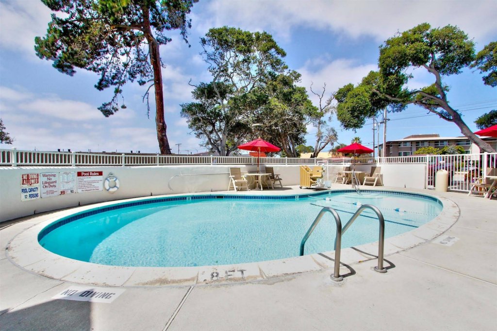 Фото Motel 6 Monterey, Ca