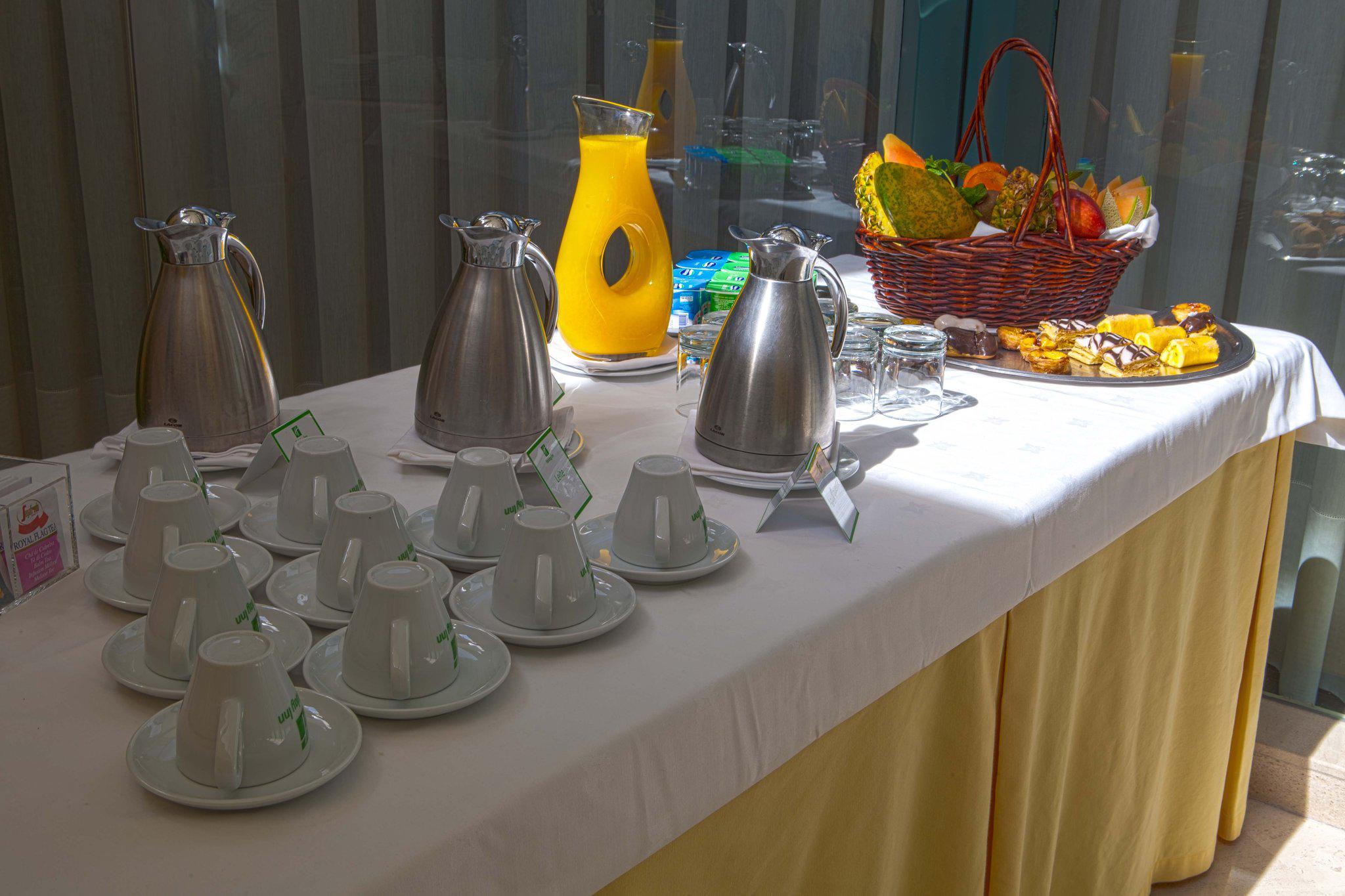 Фото Holiday Inn Lisbon