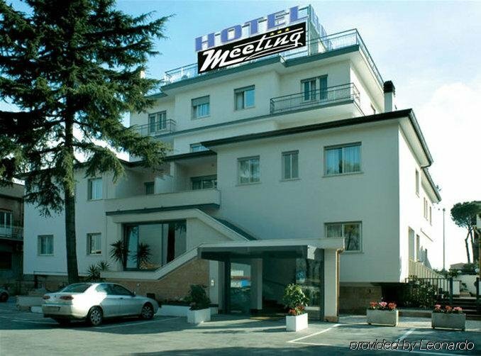 Гостиница Hotel Meeting Roma в Риме